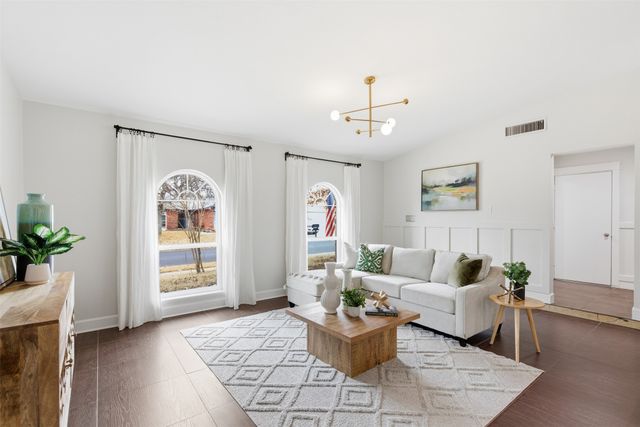 3736 Walnut Drive, Bedford, TX 76021