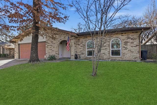 3736 Walnut Drive, Bedford, TX 76021