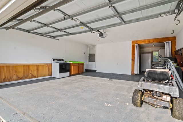 2000 Twin Sun Circle, Walled Lake, MI 48390