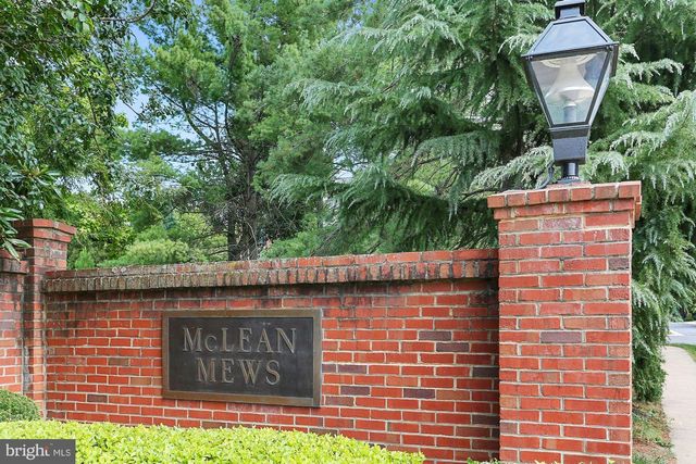 1454 MCLEAN MEWS CT, Mclean, VA 22101