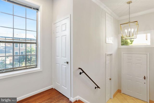 1454 MCLEAN MEWS CT, Mclean, VA 22101