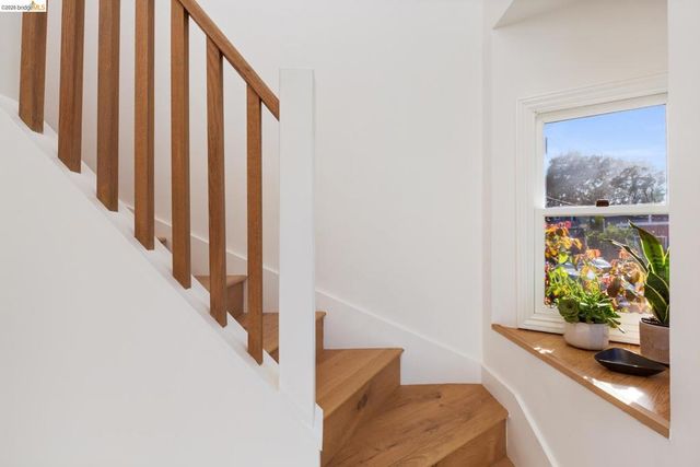 1207 1207 Cornell Ave, Berkeley, CA 94706