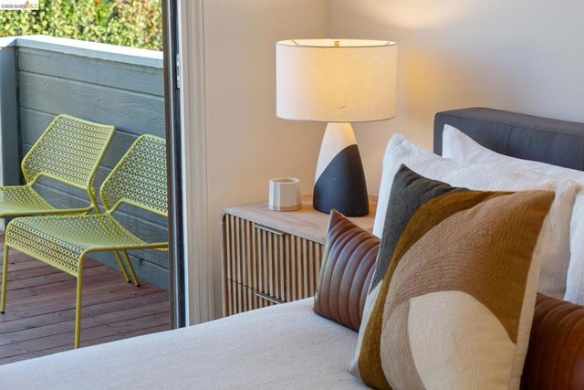 1207 1207 Cornell Ave, Berkeley, CA 94706