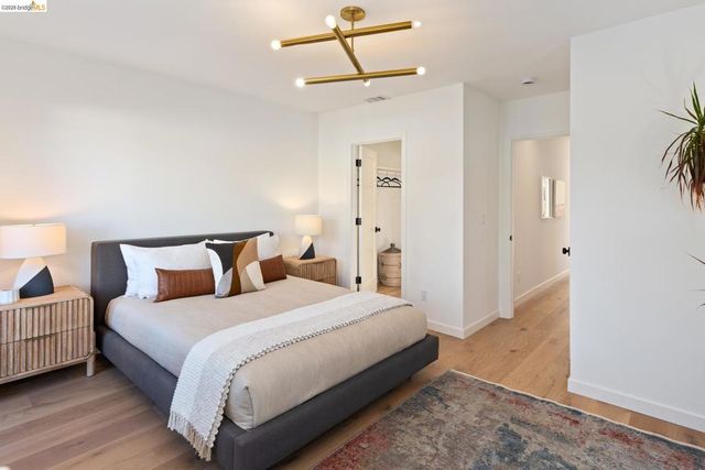 1207 1207 Cornell Ave, Berkeley, CA 94706