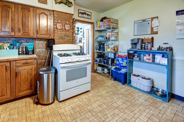 176 Florida Avenue, Amsterdam, NY 12010