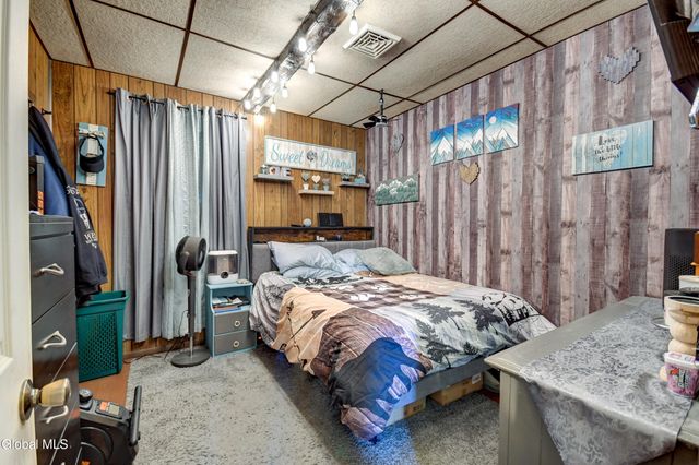 176 Florida Avenue, Amsterdam, NY 12010