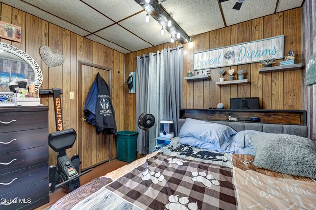 176 Florida Avenue, Amsterdam, NY 12010