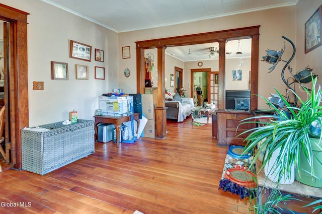 176 Florida Avenue, Amsterdam, NY 12010