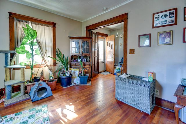 176 Florida Avenue, Amsterdam, NY 12010