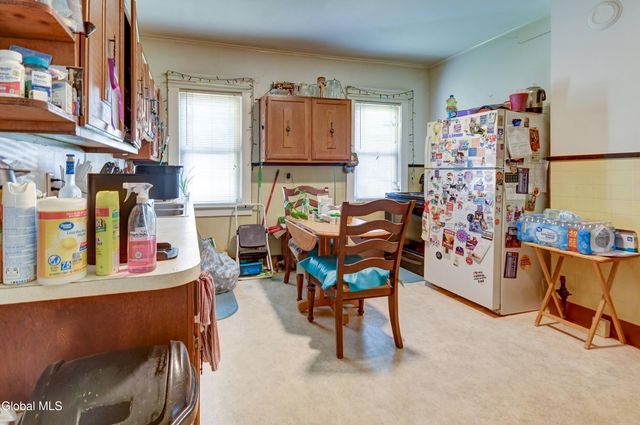 176 Florida Avenue, Amsterdam, NY 12010