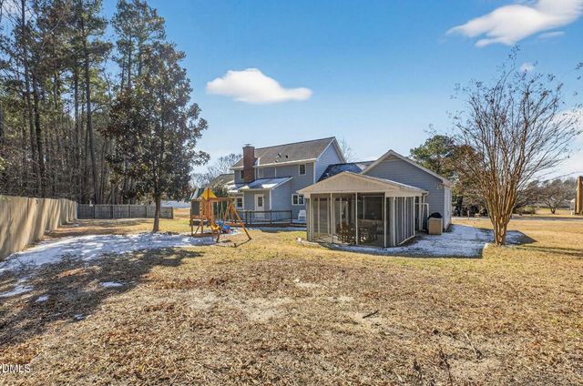 2504 Oakes Plantation Drive, Raleigh, NC 27610