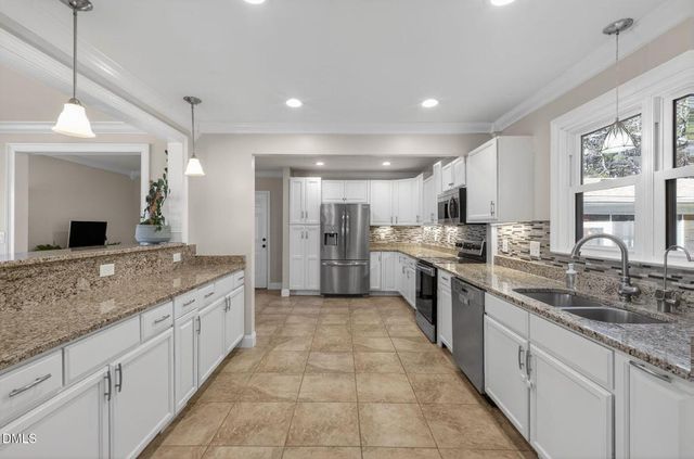 2504 Oakes Plantation Drive, Raleigh, NC 27610