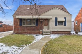 23041 Roanoke Avenue, Oak Park, MI 48237