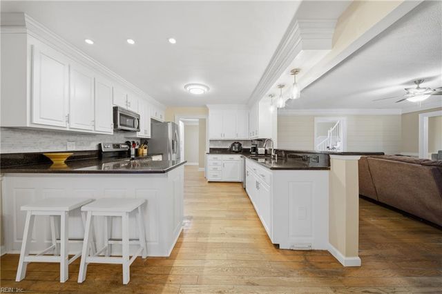 516 Benefit RD, Chesapeake, VA 23322