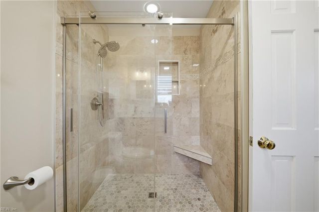 516 Benefit RD, Chesapeake, VA 23322