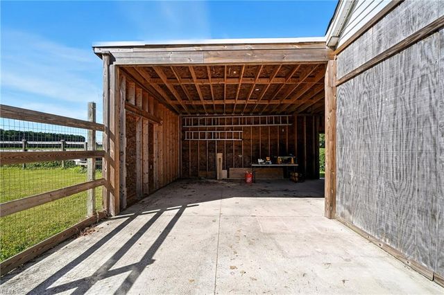 516 Benefit RD, Chesapeake, VA 23322