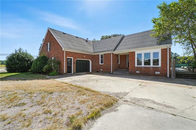 516 Benefit RD, Chesapeake, VA 23322