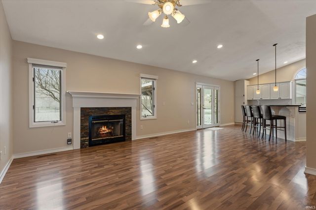 52060 Falcon Chase Drive, Granger, IN 46530