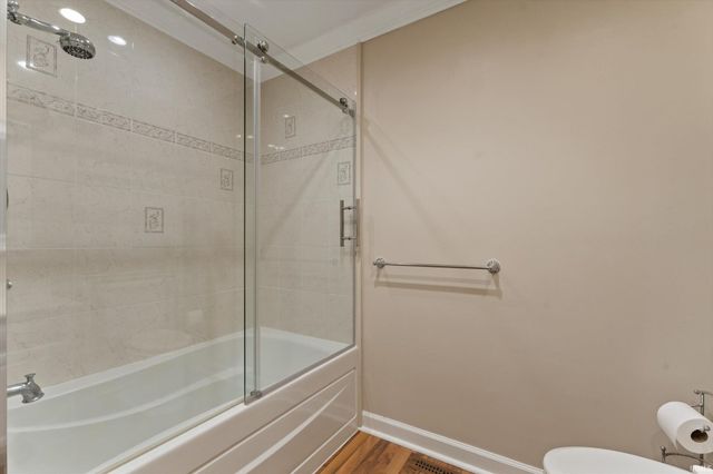 52060 Falcon Chase Drive, Granger, IN 46530