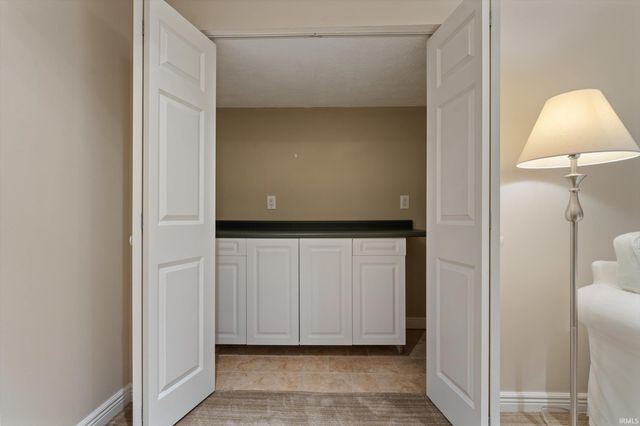 52060 Falcon Chase Drive, Granger, IN 46530