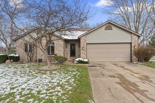 52060 Falcon Chase Drive, Granger, IN 46530