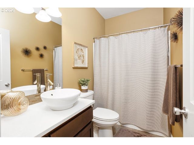 1145 N 1ST Ave, Ridgefield, WA 98642