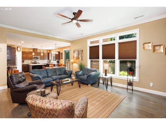 1145 N 1ST Ave, Ridgefield, WA 98642