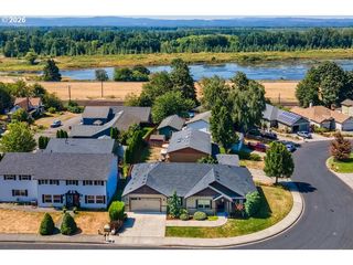 1145 N 1ST Ave, Ridgefield, WA 98642