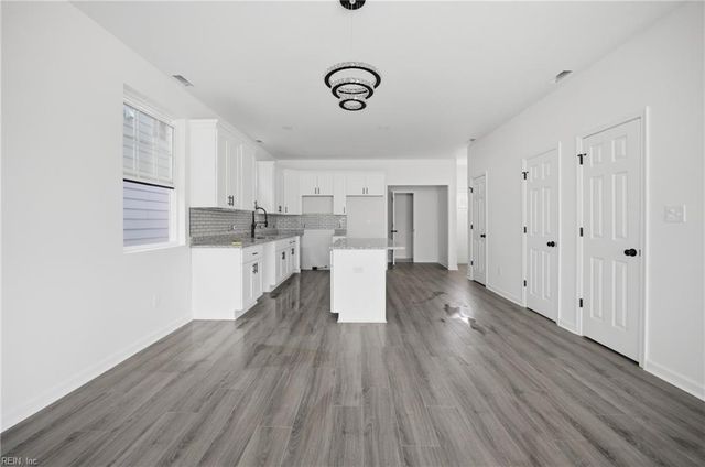 1526 Delevan ST, Norfolk, VA 23523