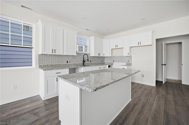 1526 Delevan ST, Norfolk, VA 23523