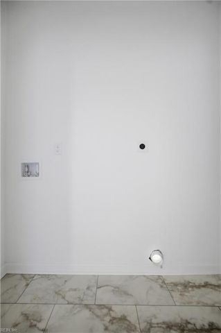 1526 Delevan ST, Norfolk, VA 23523