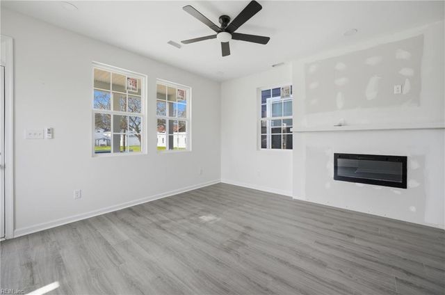 1526 Delevan ST, Norfolk, VA 23523