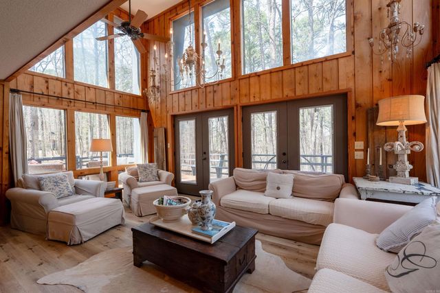 1499 Tannenbaum Road, Drasco, AR 72530