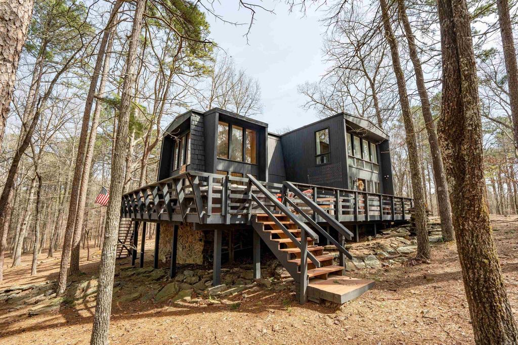 1499 Tannenbaum Road, Drasco, AR 72530