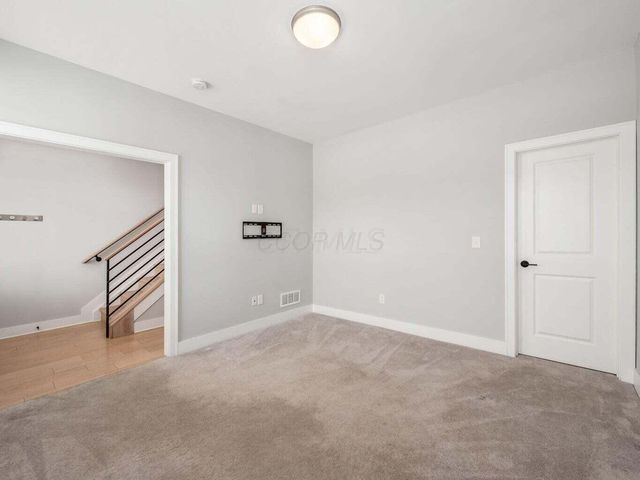 1187 Cromartie Lane, Columbus, OH 43201