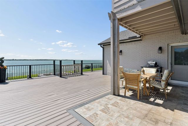 870 Highridge Drive, Lakewood Village, TX 75068
