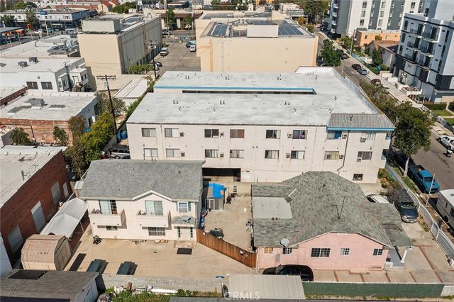 615 N Oxford Avenue, Los Angeles, CA 90004