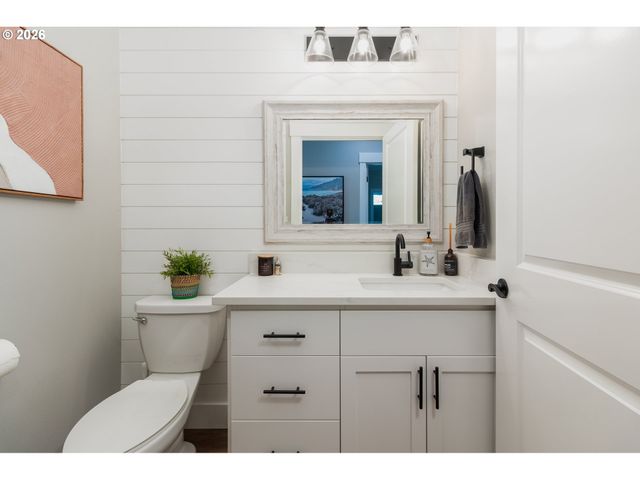 1495 Ne LAKE Dr, Lincoln City, OR 97367