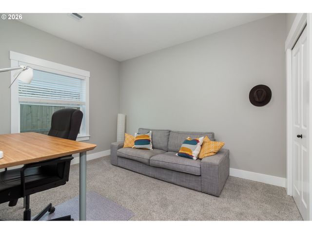 1495 Ne LAKE Dr, Lincoln City, OR 97367