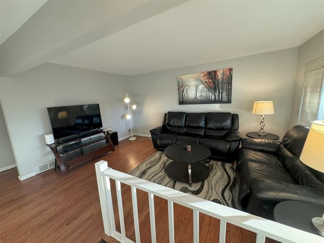 33148 Breckenridge Drive, Sterling Heights, MI 48310