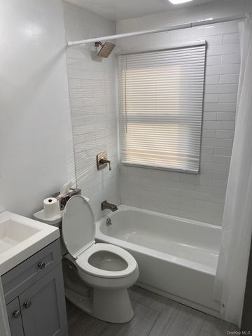 36 Oneida Avenue, South Setauket, NY 11720