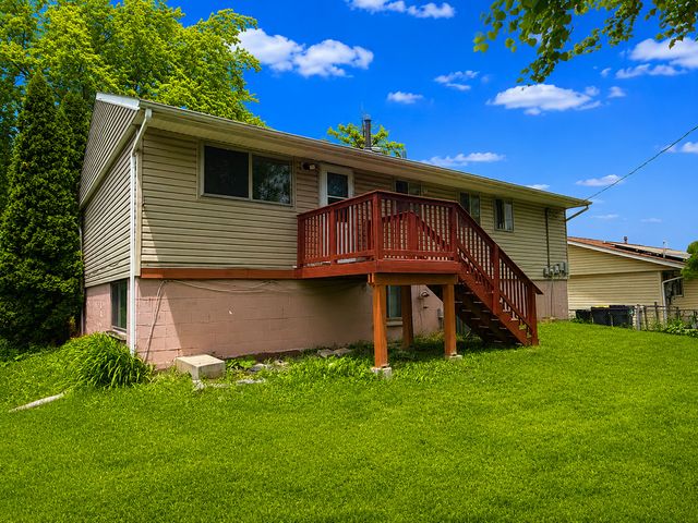 815 Oriole Drive, Streamwood, IL 60107
