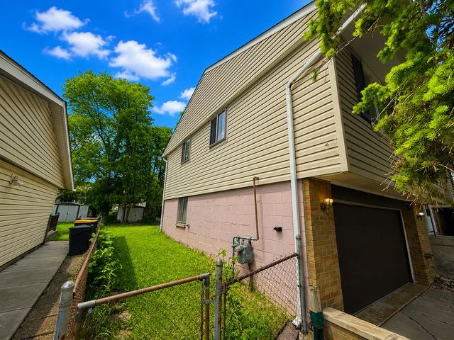 815 Oriole Drive, Streamwood, IL 60107