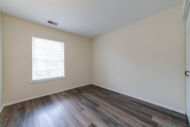 520 Palm Court B, Crystal Lake, IL 60014