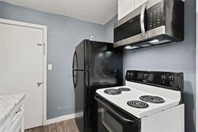 5520 WABASH Avenue, Kansas City, MO 64130