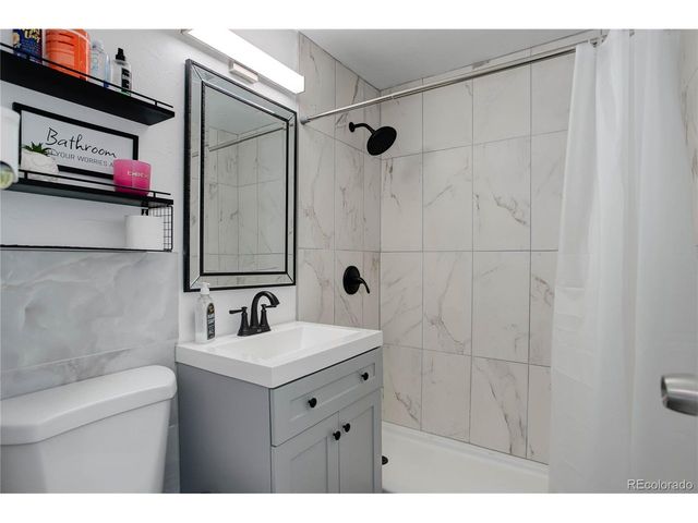 3113 W Jefferson Ave, Englewood, CO 80110