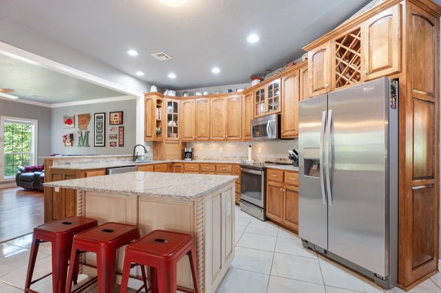 61171 E 340 Road, Grove, OK 74344