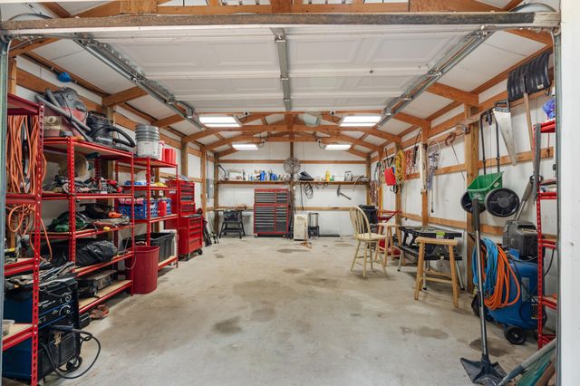 61171 E 340 Road, Grove, OK 74344