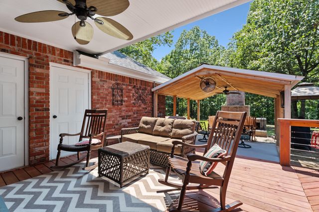 61171 E 340 Road, Grove, OK 74344