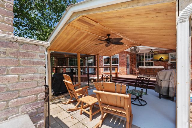 61171 E 340 Road, Grove, OK 74344
